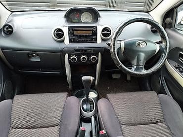 Toyota Ist: 2003 г., 1.5 л, Автомат, Бензин, Хэтчбэк — 6