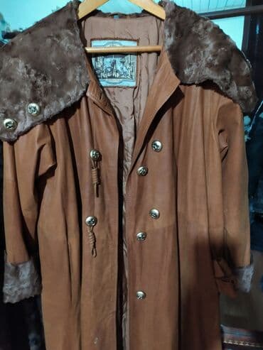 срочно продаю в связи с переездом: Плащ эксклюзив Италия 48-50 размер, состояние норм, р-н не доезжая — 2