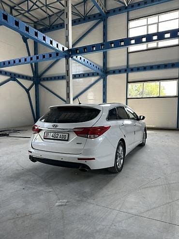 т 40 мтз: Hyundai i40: 2015 г., 2 л, Автомат, Бензин, Универсал — 4