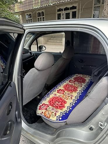 салон автомобиля: Daewoo Matiz: 2007 г., Механика, Бензин, Хэтчбэк — 5