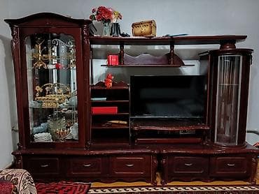 мобильный шкаф для одежды: Стенка-шкаф, Тип стенки-шкафа: Модульная, Для зала, Особенности: С отделением под телевизор — 1