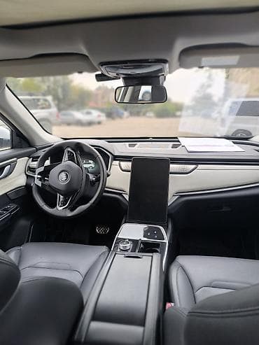 скупка смартфонов: Weltmeister EX5, 2021 г., 57000 км, Передний, В наличии — 3