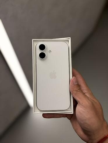 iphone cable: IPhone 17, Б/у, 256 ГБ, White Titanium, Зарядное устройство, Защитное стекло, Чехол, 100 % — 3