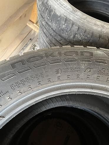saf: Шины 235 / 60 / R 18, Зимняя шипованная, Б/у, Комплект, Внедорожные (АТ/МТ), Корея, Nokian — 5