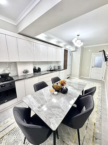 кремлевский: 3 комнаты, 102 м², Элитка, 9 этаж, Дизайнерский ремонт — 3