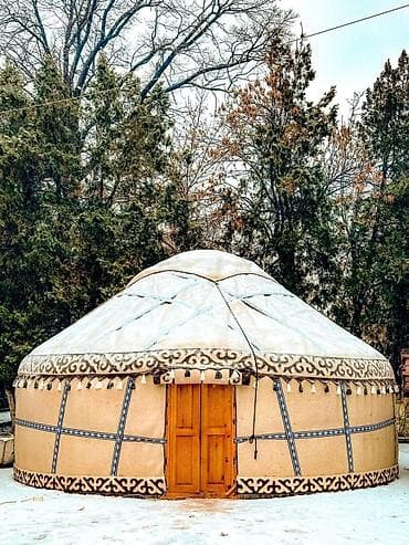 Юрты: Аренда юрты, Каркас Деревянный, 85 баш, Стол, Казан, Посуда — 3