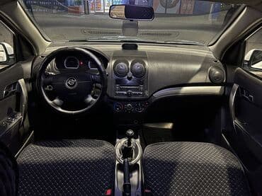 Эмерек кызматтары: ВНИМАТЕЛЬНО!!! Сдаю авто в аренду Ravon R3 Год:2017 Объём:1.5 — 4