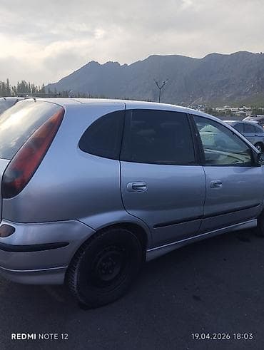 Nissan Almera Tino: 2002 г., 2.2 л, Кол менен иштөөчү, Дизель, Хетчбек