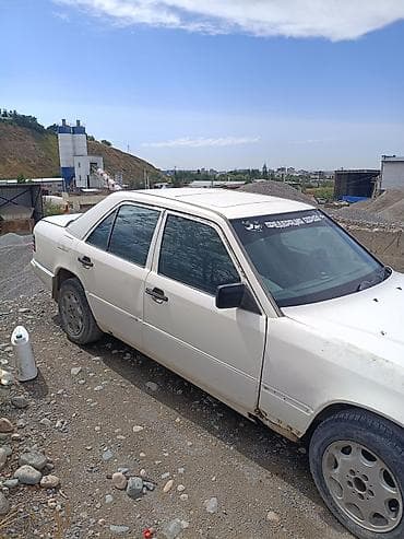 классика мото: Mercedes-Benz 190: 1990 г., 2.9 л, Дизель, Седан — 3