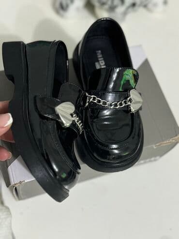 размер 28: Продаю детские туфли. Почти новые один раз на 2 часа обували стали — 1