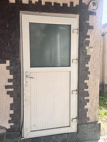 Пластиковые двери: Пластиковый дверь 220/95 — 1