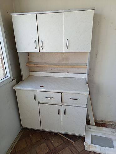 Другая мебель: Кухонный гарнитур, Б/у, цвет - Белый — 1