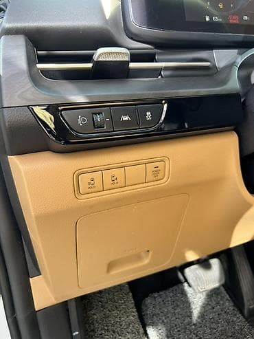низкий кабина: Kia Carnival: 2021 г., 2.2 л, Дизель, Минивэн — 8
