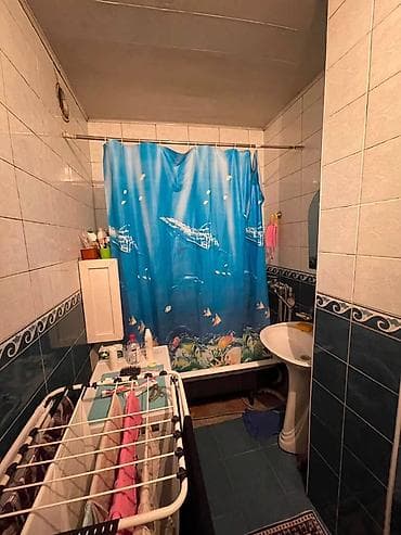 Квартиры: 3 комнаты, 64 м², Восток-5 мкр 106 серия, 2 этаж, Евроремонт — 8