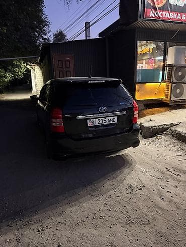 Toyota WISH: 2004 г., Универсал — 4