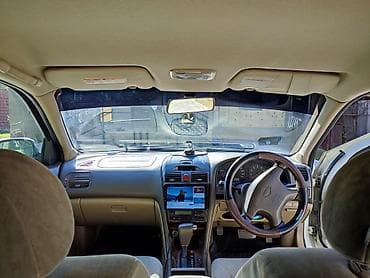 Nissan Cefiro: 2000 г., 2 л, Автомат, Бензин, Седан — 5