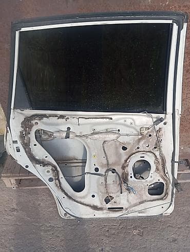 рамки на авто: Дверь Задняя левая Honda, Б/у — 2