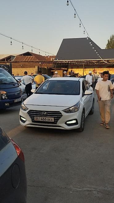 Hyundai Accent: 2019 г., 1.4 л, Автомат, Бензин, Седан