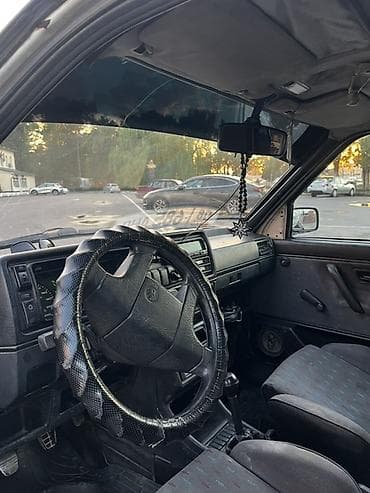 sprinter 2 2: Volkswagen Golf: 1991 г., 1.8 л, Механика, Газ, Хэтчбэк — 8