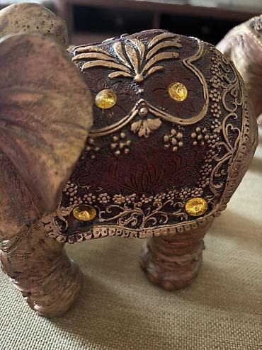 table lamp: Это пара декоративных статуэток слонов, изготовленных из смолы и — 3