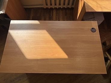 Офисные шкафы: Письменный/офисный стол из ЛДСП в цвете «бук». - Просторная — 2