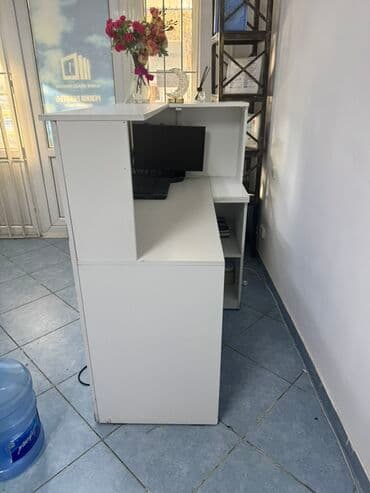 документ сканеры для проекторов презентеры: Стойка ресепшн/торг есть срочно ‼️‼️администраторская стойка, белая — 3