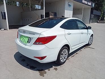 choverlet malibu: Hyundai Solaris: 2015 г., 1.4 л, Механика, Бензин, Седан — 3
