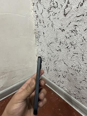 9 lite: IPhone 15, Черный — 2