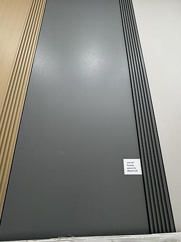 Панель декоративная, темно-серая, с матовой слегка фактурной at lalafo.kg Панель декоративная, темно-серая, с матовой слегка фактурной