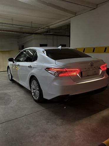 byd e7: Toyota Camry: 2019 г., 3.5 л, Автомат, Бензин, Седан — 3