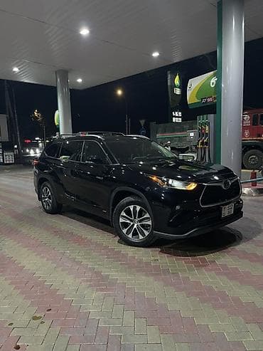 Toyota Highlander: 2021 г., 2.5 л, Автомат, Гибрид, Кроссовер — 1