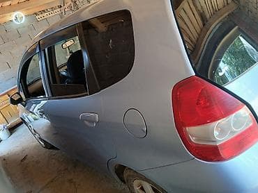 Унаа сатуу: Honda Fit: 2003 г., 1.5 л, Автомат, Бензин, Хетчбек — 5