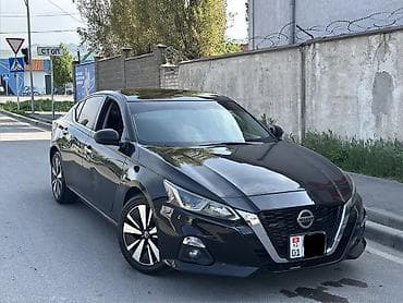Nissan Altima: 2019 г., Автомат, Бензин, Седан