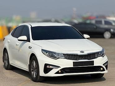 camry 2020: Kia K5: 2020 г., Седан — 10