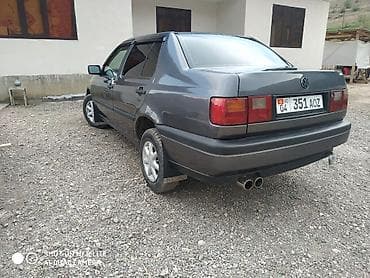 лобовые стекла ауди 80: Volkswagen Vento: 1992 г., 1.8 л, Седан — 4