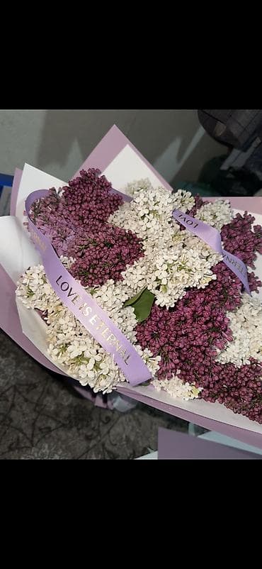 букет сирень: Букет из сирени - Состав: пышные ветки сирени двух оттенков — — 3