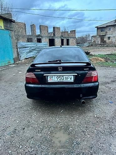 Honda Ascot: 2001 г., 2 л, Автомат, Бензин, Седан — 2