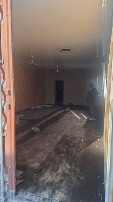 кофейня из контейнера: Продаю 2 шт резаный одна сторона студия, использовали как кафе — 2