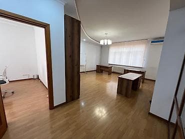 Үйлөр: 200 м², 7 бөлмө, Мед Академия, Жаныбарлары жок — 10