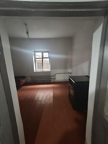 70 сом: 48 м², 3 бөлмө, Жылытылган, Видео байкоо, Кондиционер — 5