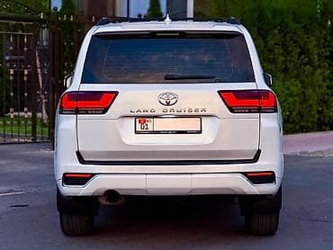 грязивая резина: Toyota Land Cruiser: 2023 г., 3.5 л, Автомат, Бензин, Внедорожник — 5