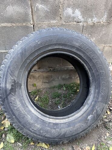 зимнее шины: Шины R 17, Зима, Б/у, Комплект, Внедорожные (АТ/МТ), Германия, Bridgestone — 1