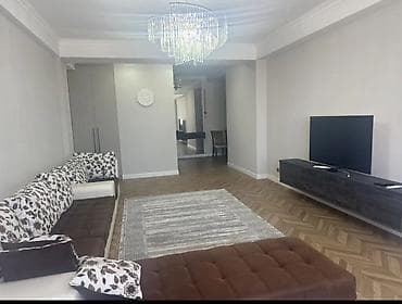 Кыймылсыз мүлк: 3 бөлмө, Чогуу жашоосу жок, Толугу менен эмереги бар — 8