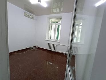 московская карпинка: Филармония ул. Московская Сдается помещение Площадь:67м2-1 этаж и — 2