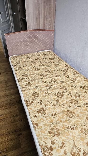 Односпальная кровать, Б/у, С матрасом, длина - 203 см — 2