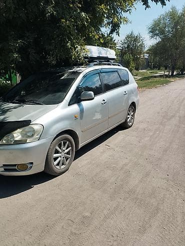 odyssey absolute: Toyota Avensis Verso: 2002 г., 2 л, Механика, Бензин, Универсал — 3