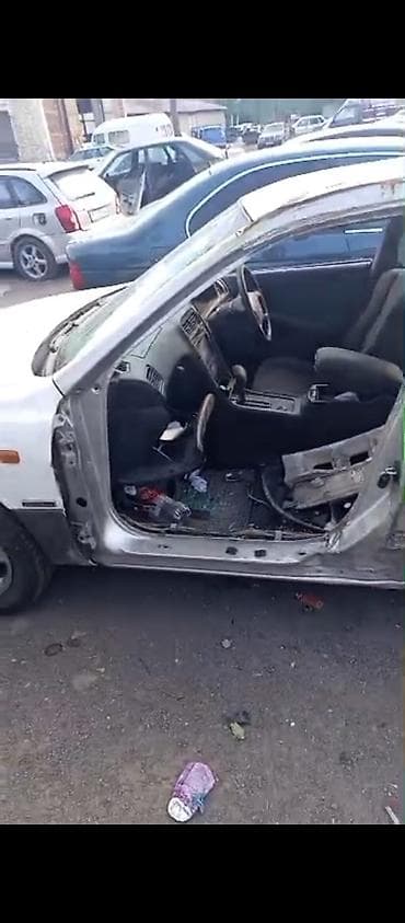 renault 21: Toyota Windom: 2000 г. — 4