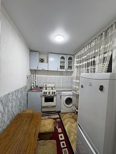 суточные кваритры: 2 комнаты, Эконом, 1000 мелочей (Карпинка), Постельное белье, Кондиционер, Парковка — 4
