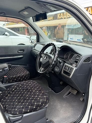 Продажа авто: Honda Stepwgn: 2004 г., 2 л, Автомат, Бензин, Минивэн — 7