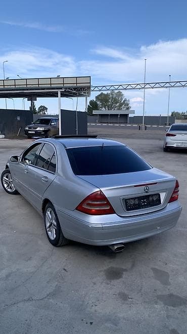 ксеноновые: Mercedes-Benz C-Class: 2003 г., 3.2 л, Автомат, Бензин, Седан — 2